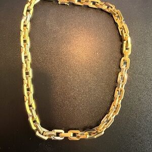 Elegant Gold Chain Necklace